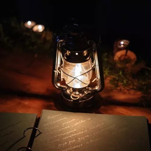 Lampa naftowa czarna 24cm Lampa naftowa czarna 24cm